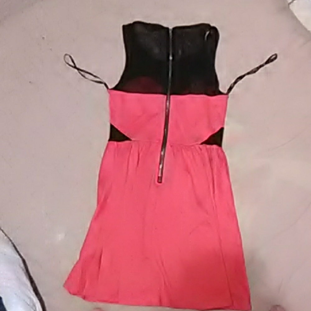 Dress - Picture 2 of 3